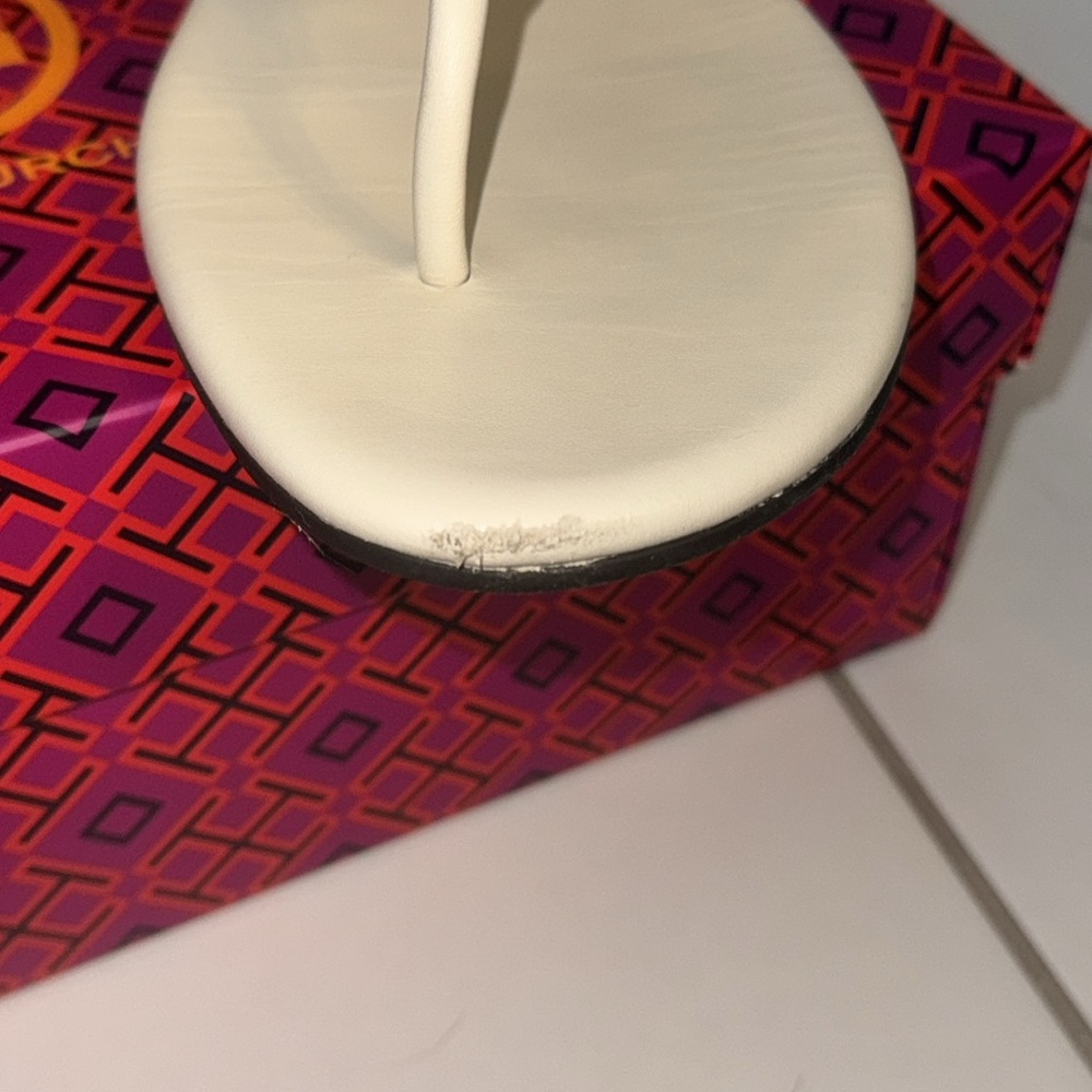 Tory Burch White Sandals - Picture 4 of 6